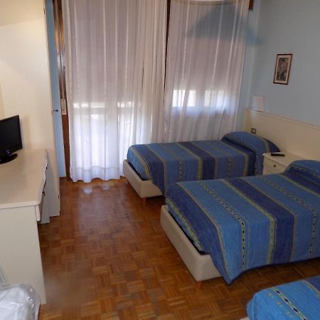 Hotel Udinese Da Aldo Єзоло Екстер'єр фото