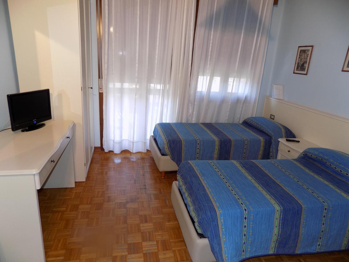 Hotel Udinese Da Aldo Єзоло Екстер'єр фото