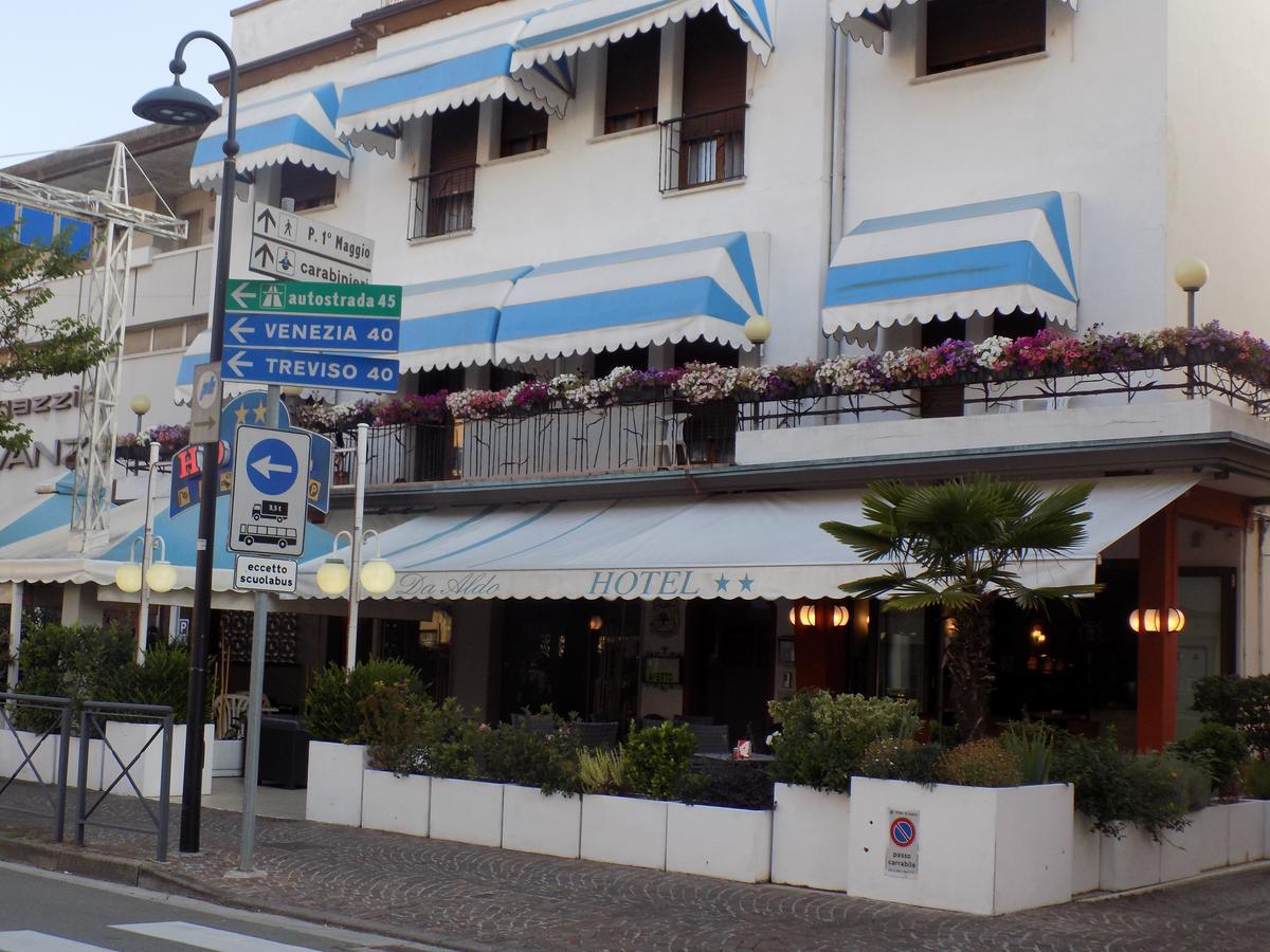 Hotel Udinese Da Aldo Єзоло Екстер'єр фото